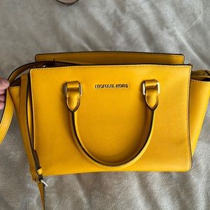 Used a few times , It has some stains inside but nothing affects it